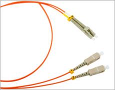 Патч-корд оптический TopLan, дуплексный, LC/UPC-SC/APC, SM, 3.0 м LSZH TopLan DPC-TOP-652-LC/U-SC/A-3.0 фото, купить, цена, магазин