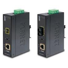 IP30 Industrial 10/100/1000Base-T to Gigabit SFP Converter with 802.3at POE+ (-40 to 75C) Planet IGTP-805AT фото, купить, цена, магазин