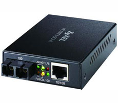 ZyXEL MC100FX-SC2-A Медиа-конвертер 100Base-TX в многомодовый оптический порт 100BASE-FX на расстояние до 2 км, SC-разъем ZyXEL MC100FX-SC2-A фото, купить, цена, магазин