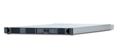 Источник бесперебойного питания Black Smart UPS 1000VA/640W, RackMount, 1U, Line-Interactive, USB and serial connectivity, AVR, user repl.batt, SmartSlot APC SUA1000RMI1U фото, купить, цена, магазин
